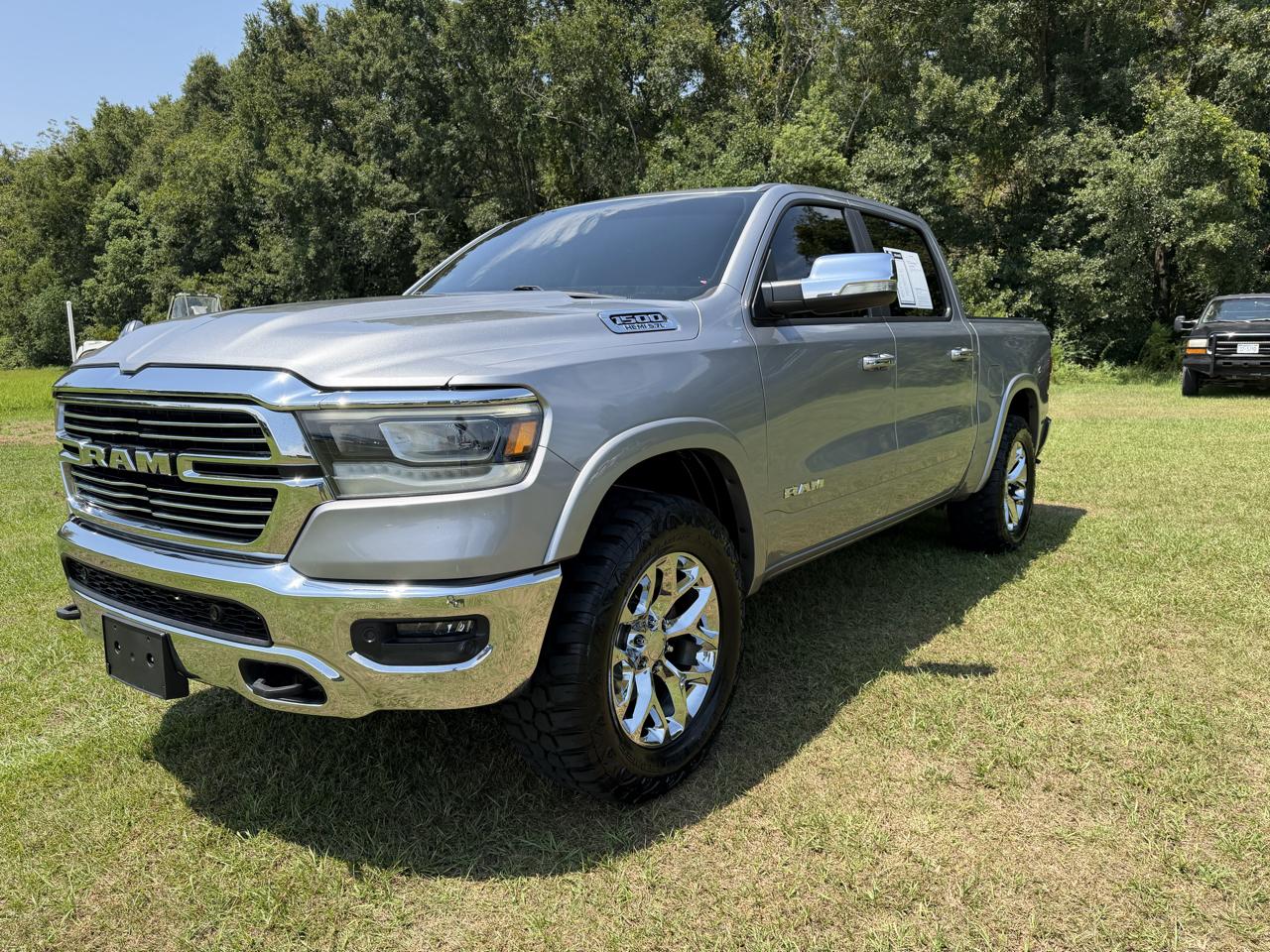 RAM 1500 4WD Crew Cab 140.5" Laramie 2020