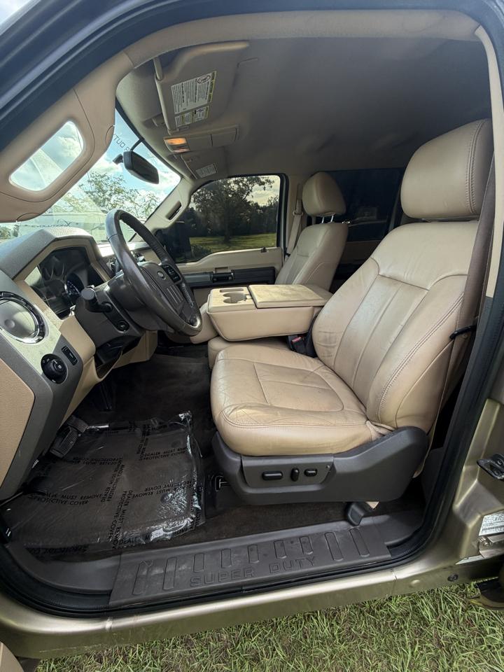 Ford Super Duty F-250 SRW Lariat 4WD Crew Cab 6.75' Box 2011