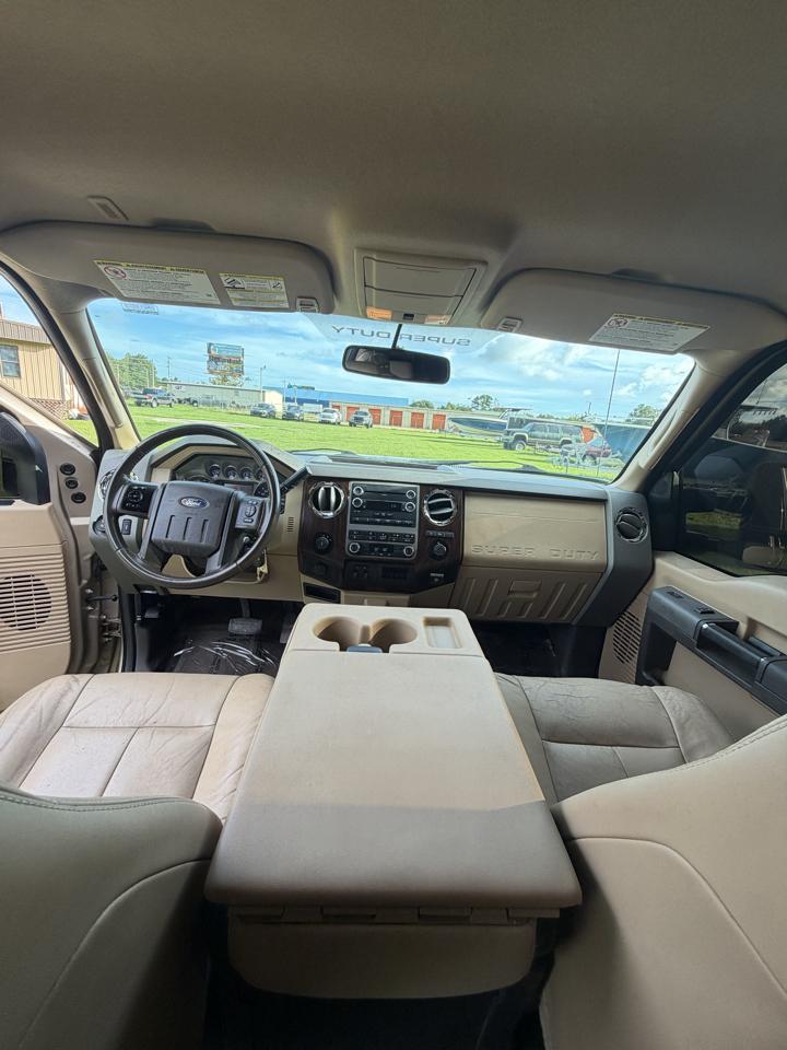 Ford Super Duty F-250 SRW Lariat 4WD Crew Cab 6.75' Box 2011