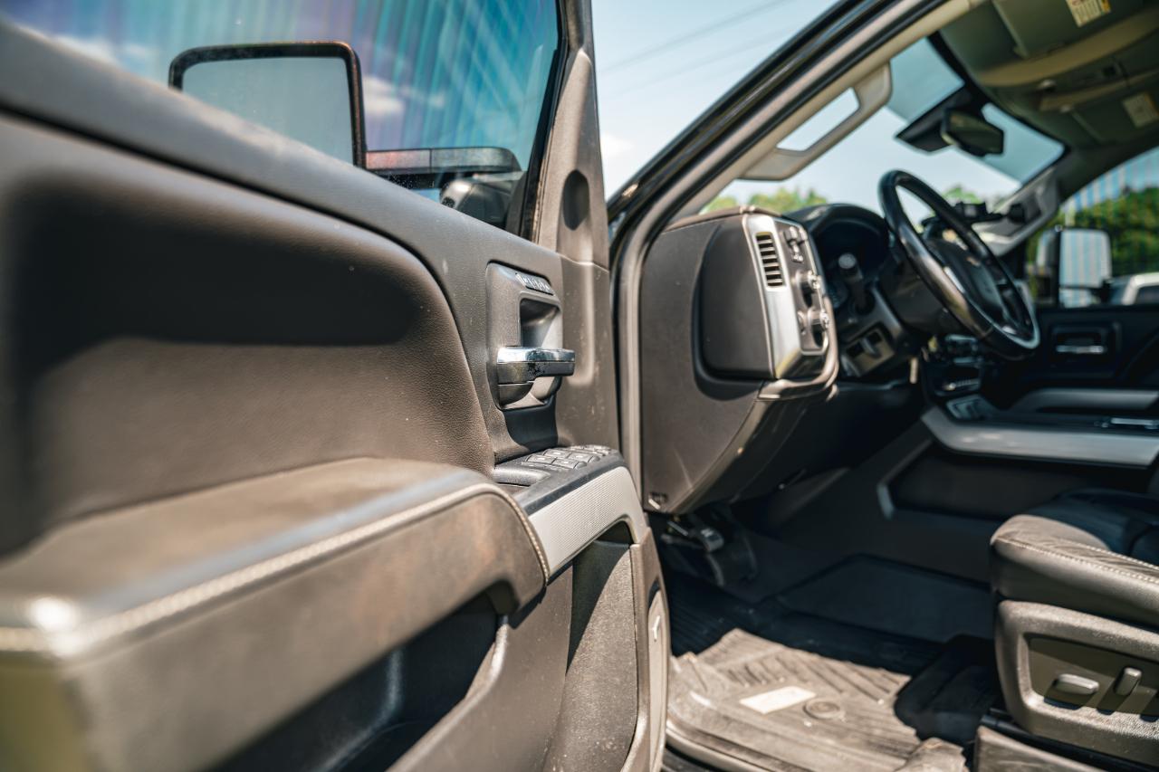 Chevrolet Silverado 2500HD 4WD Crew Cab 153.7" LTZ 2019