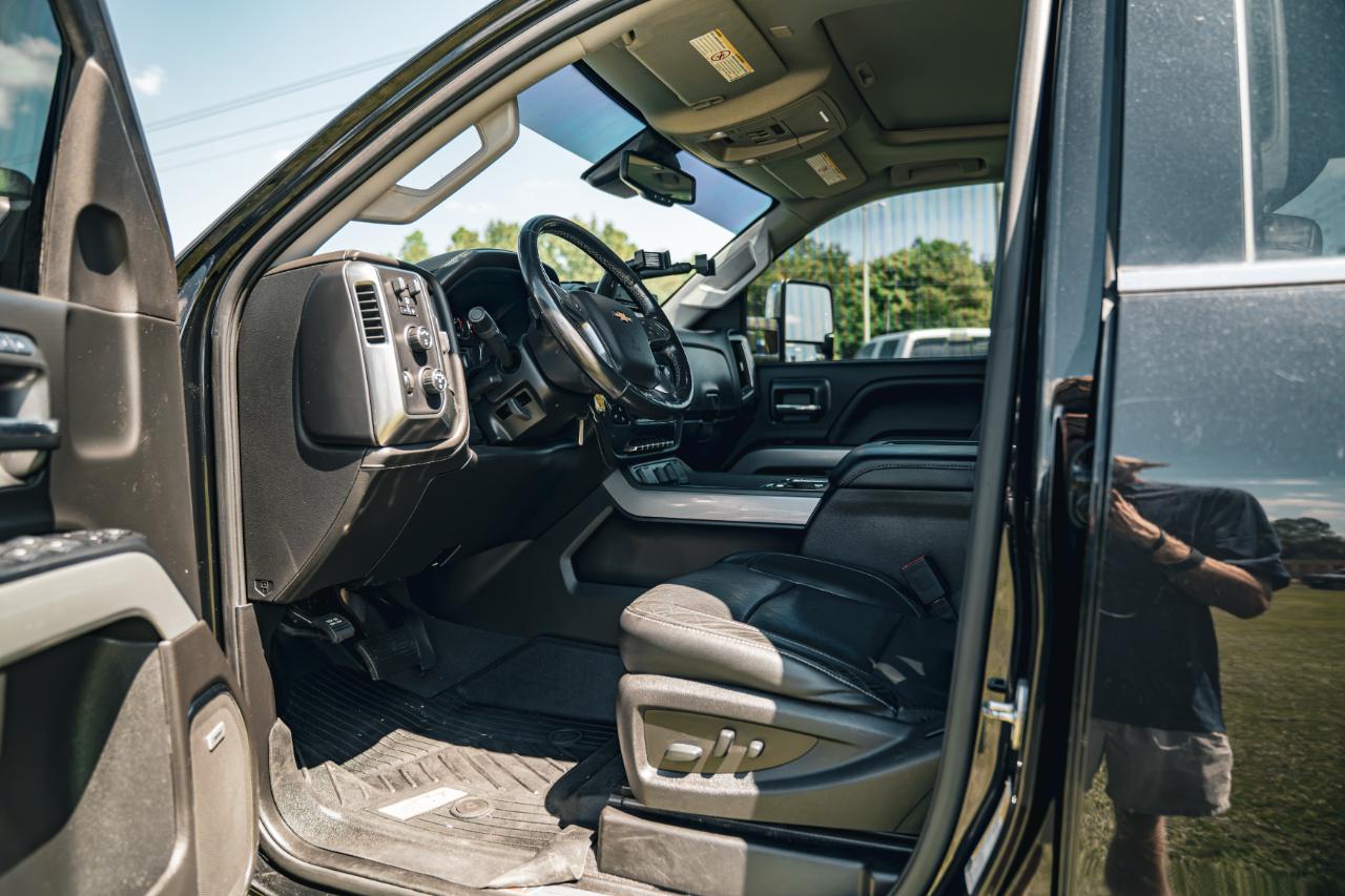 Chevrolet Silverado 2500HD 4WD Crew Cab 153.7" LTZ 2019