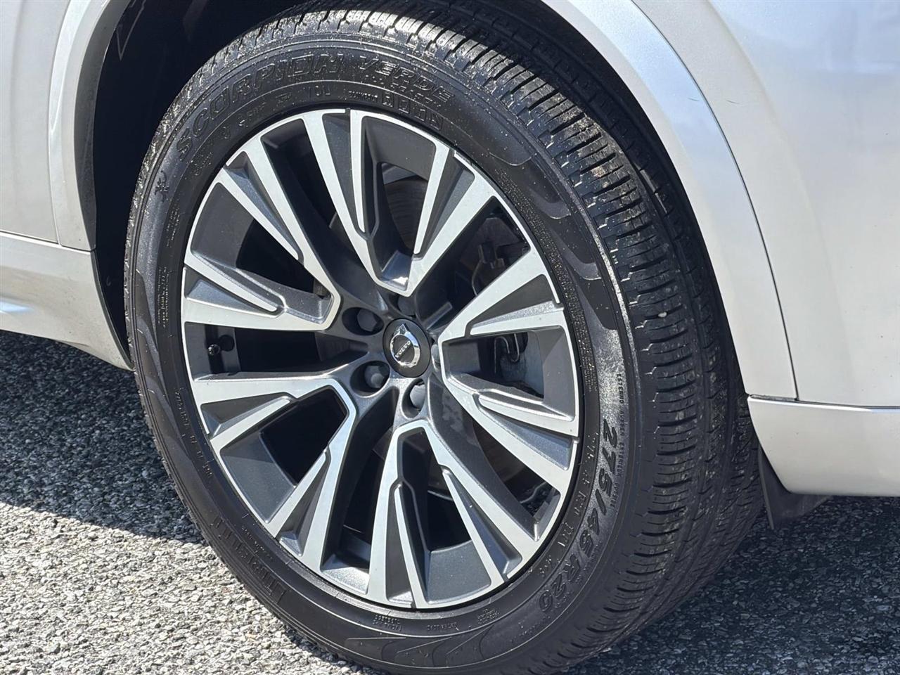 Volvo XC90 T6 AWD Momentum 7P 2021