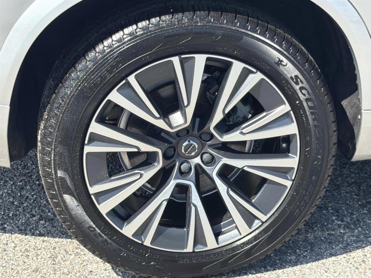 Volvo XC90 T6 AWD Momentum 7P 2021