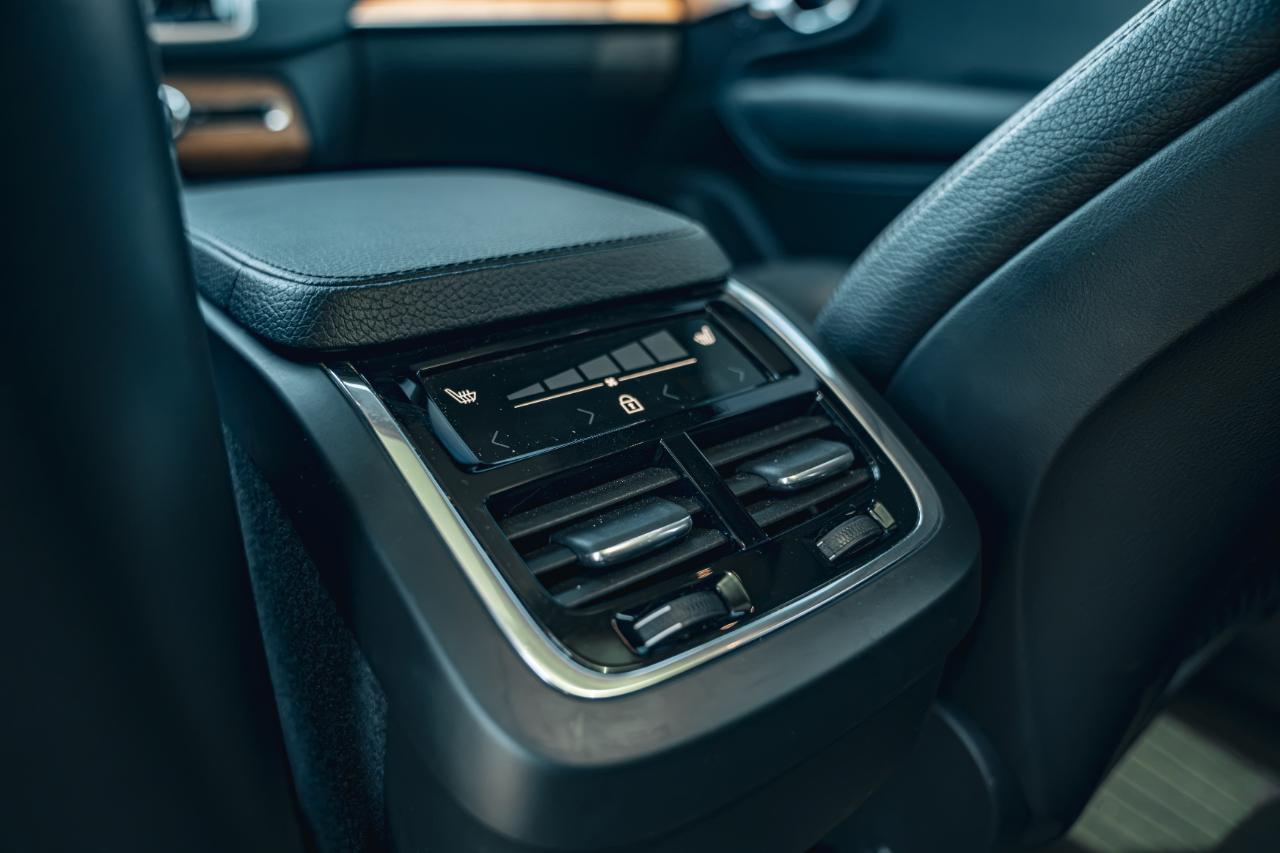 Volvo XC90 T6 AWD Momentum 7P 2021