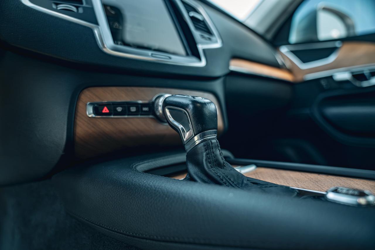 Volvo XC90 T6 AWD Momentum 7P 2021