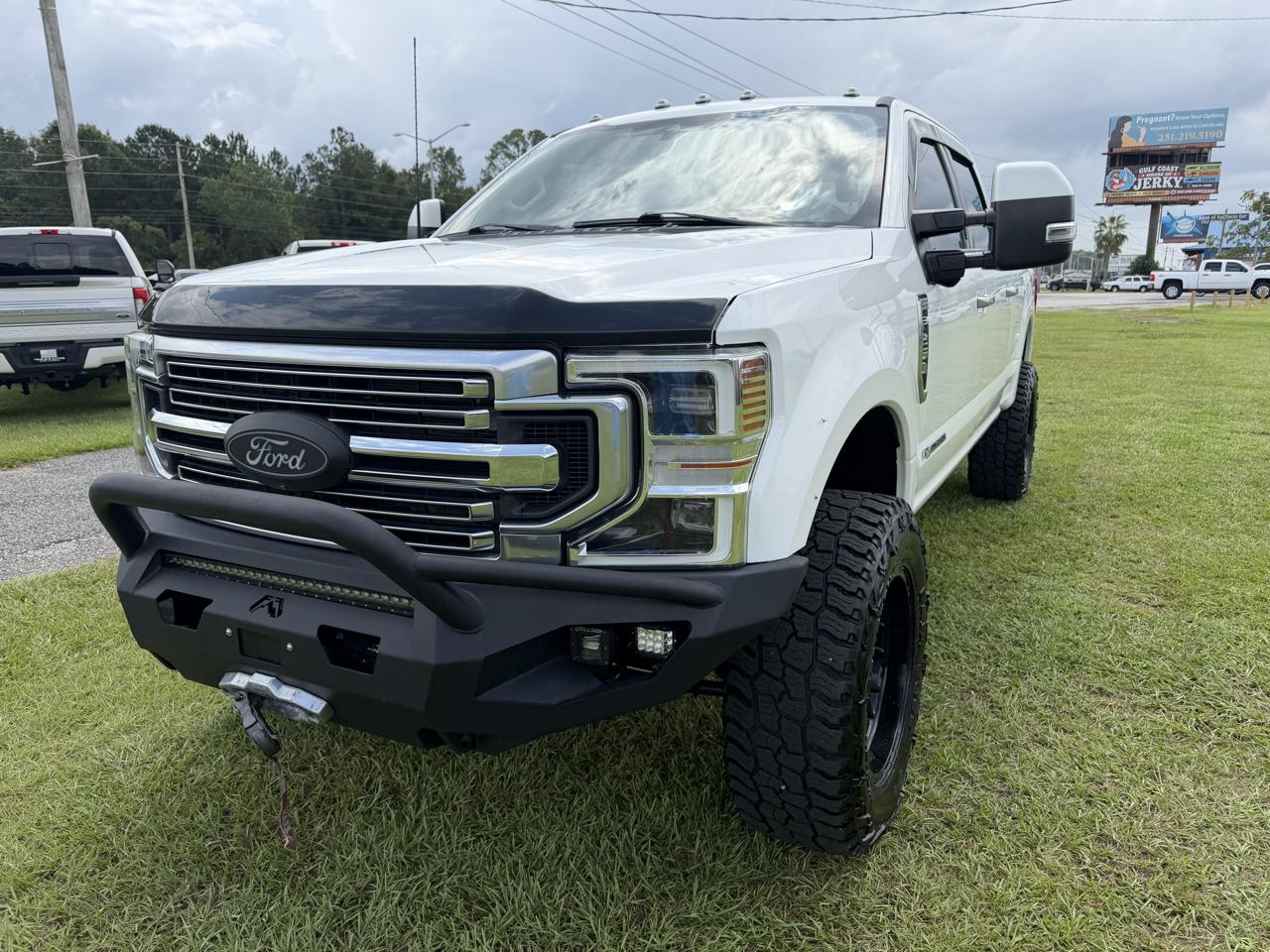 Ford F250SD Limited Crew Cab 4WD SWB 2022