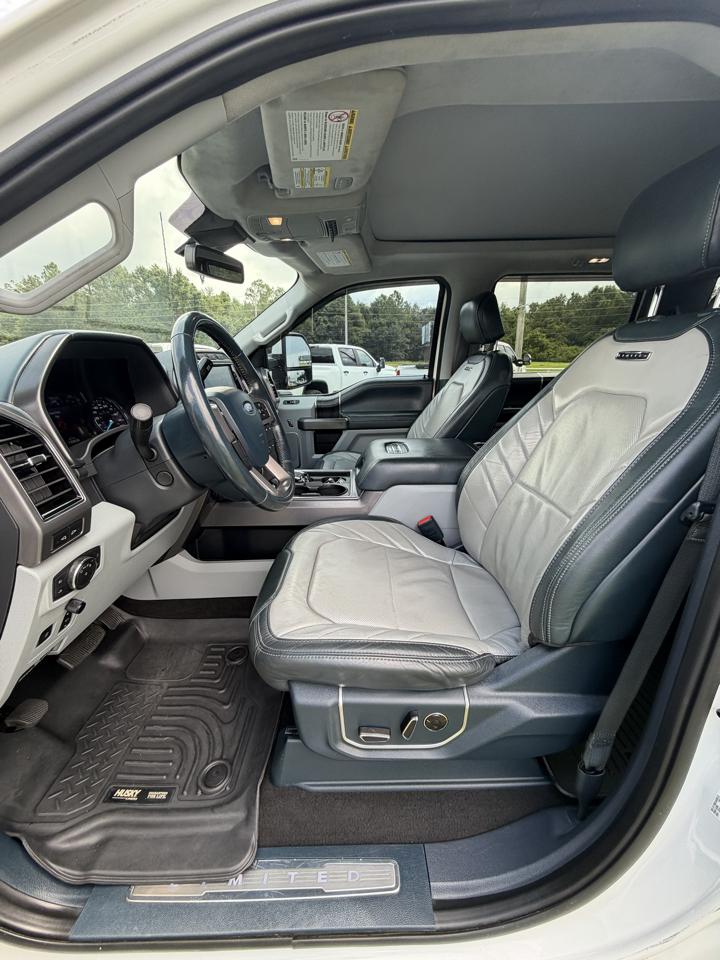 Ford F250SD Limited Crew Cab 4WD SWB 2022