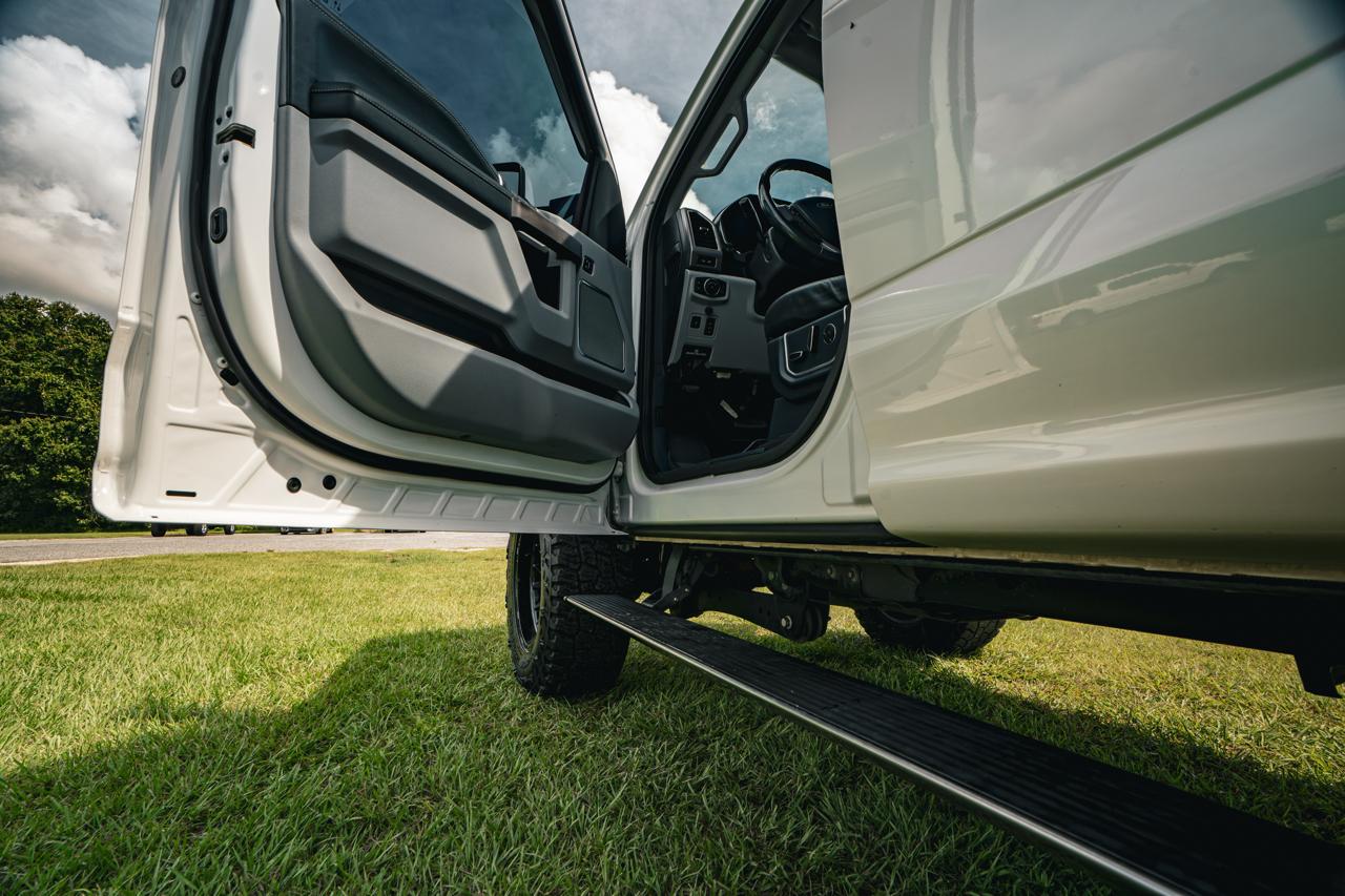 Ford F250SD Limited Crew Cab 4WD SWB 2022