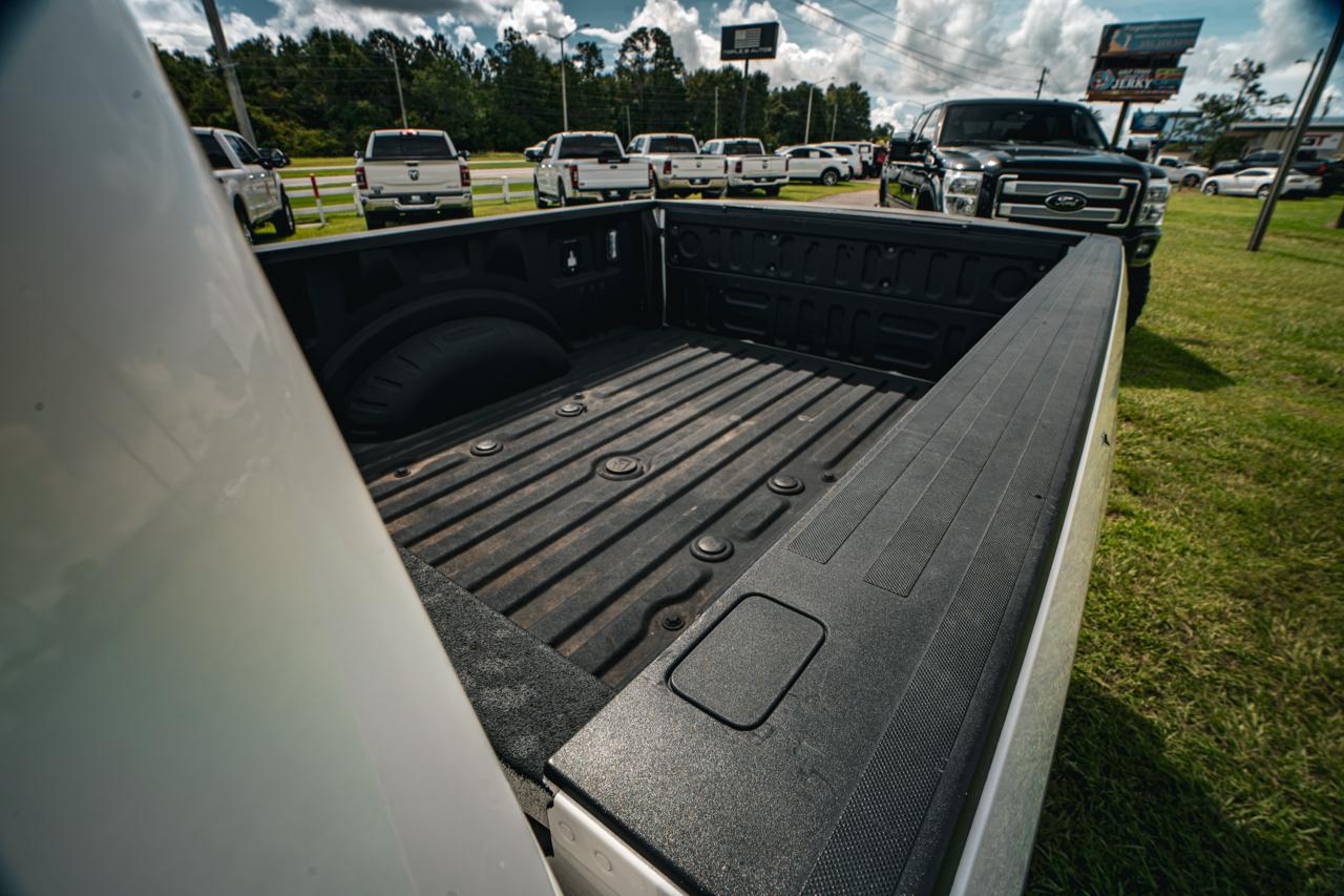Ford F250SD Limited Crew Cab 4WD SWB 2022