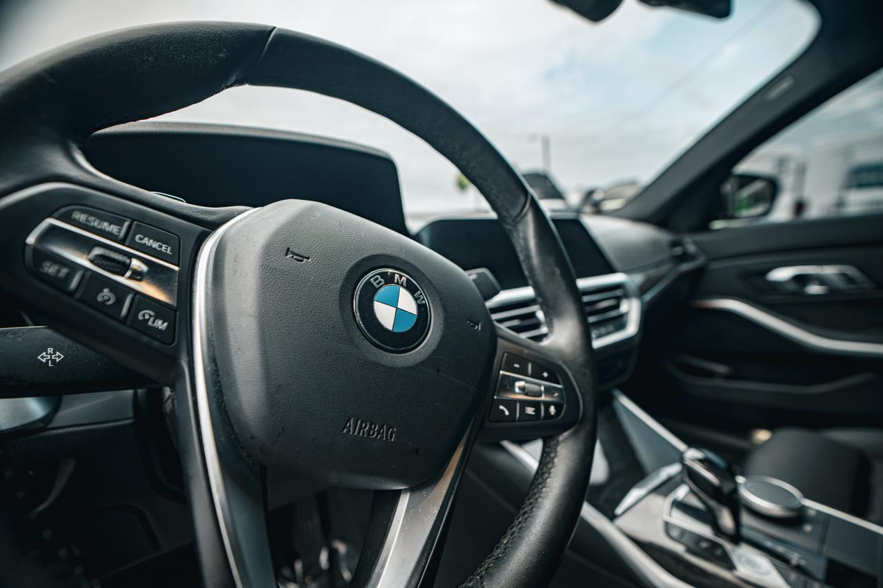 BMW 3 Series 330i Sedan North America 2020