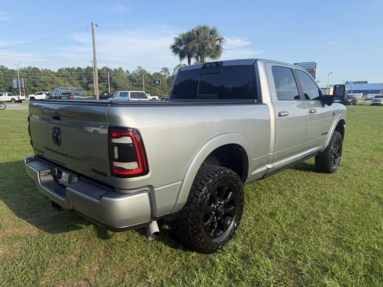 RAM 2500 Limited 4x4 Crew Cab 6'4" Box 2023