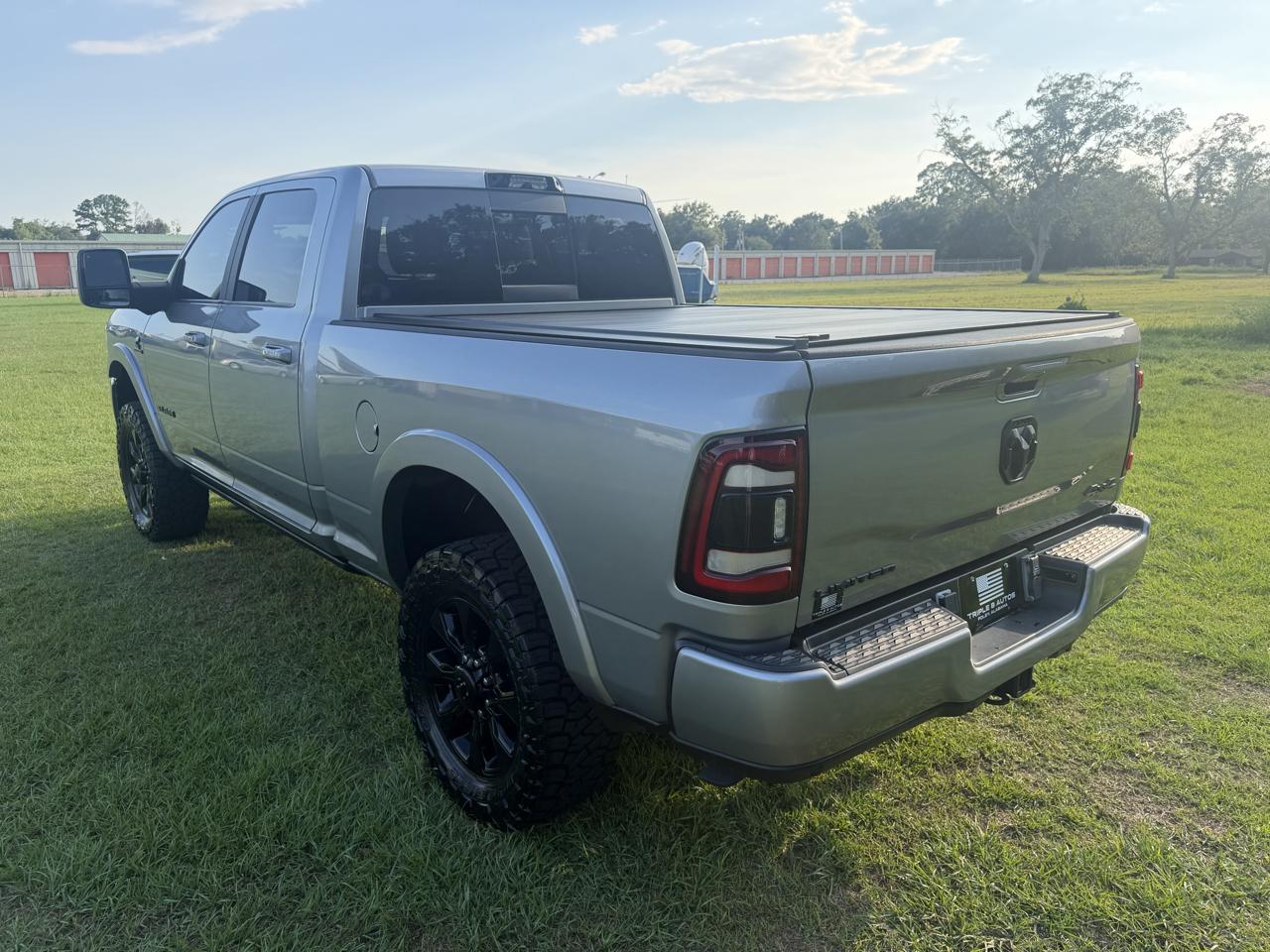 RAM 2500 Limited 4x4 Crew Cab 6'4" Box 2023