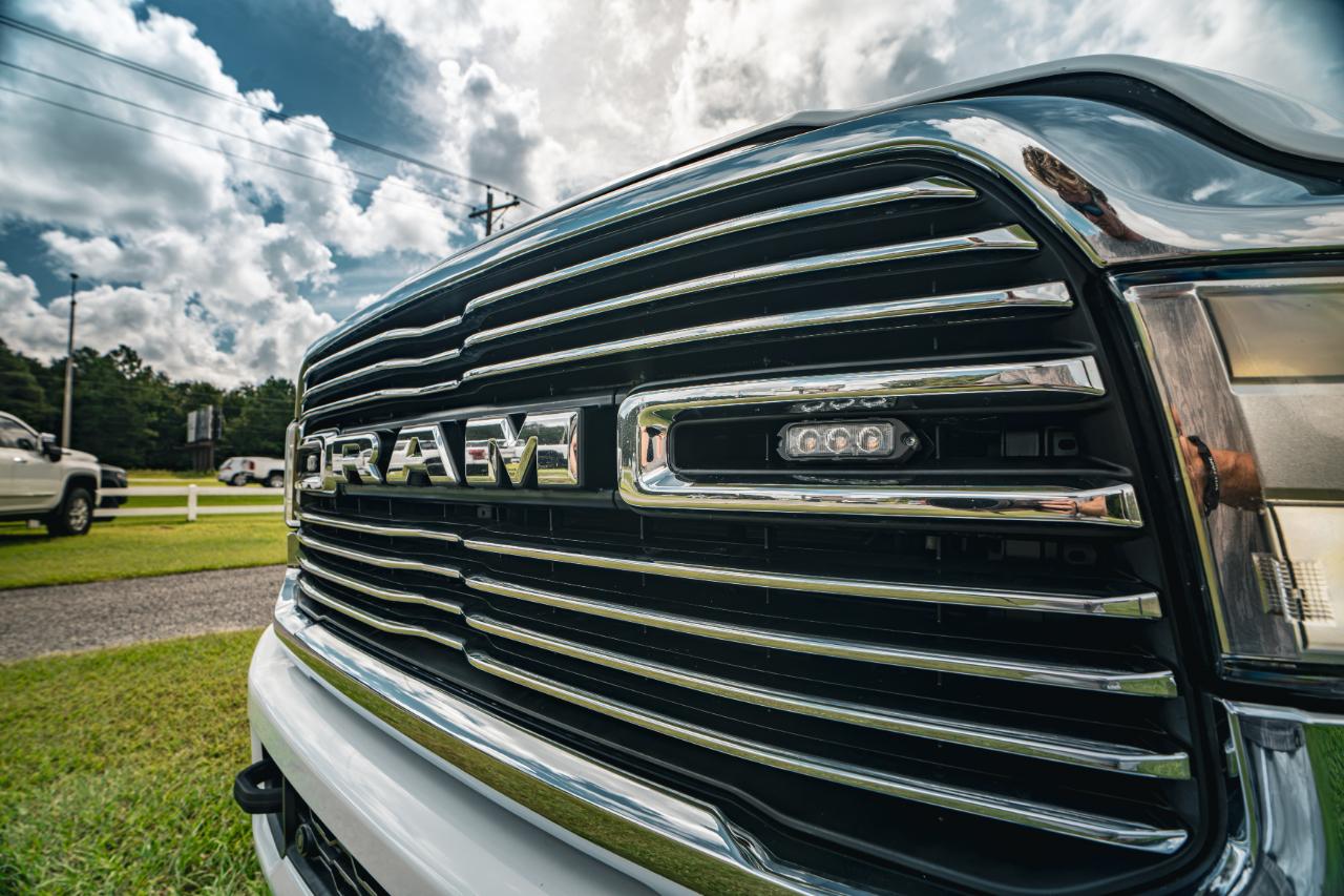 RAM 2500 Laramie 4x4 Crew Cab 6'4" Box 2023
