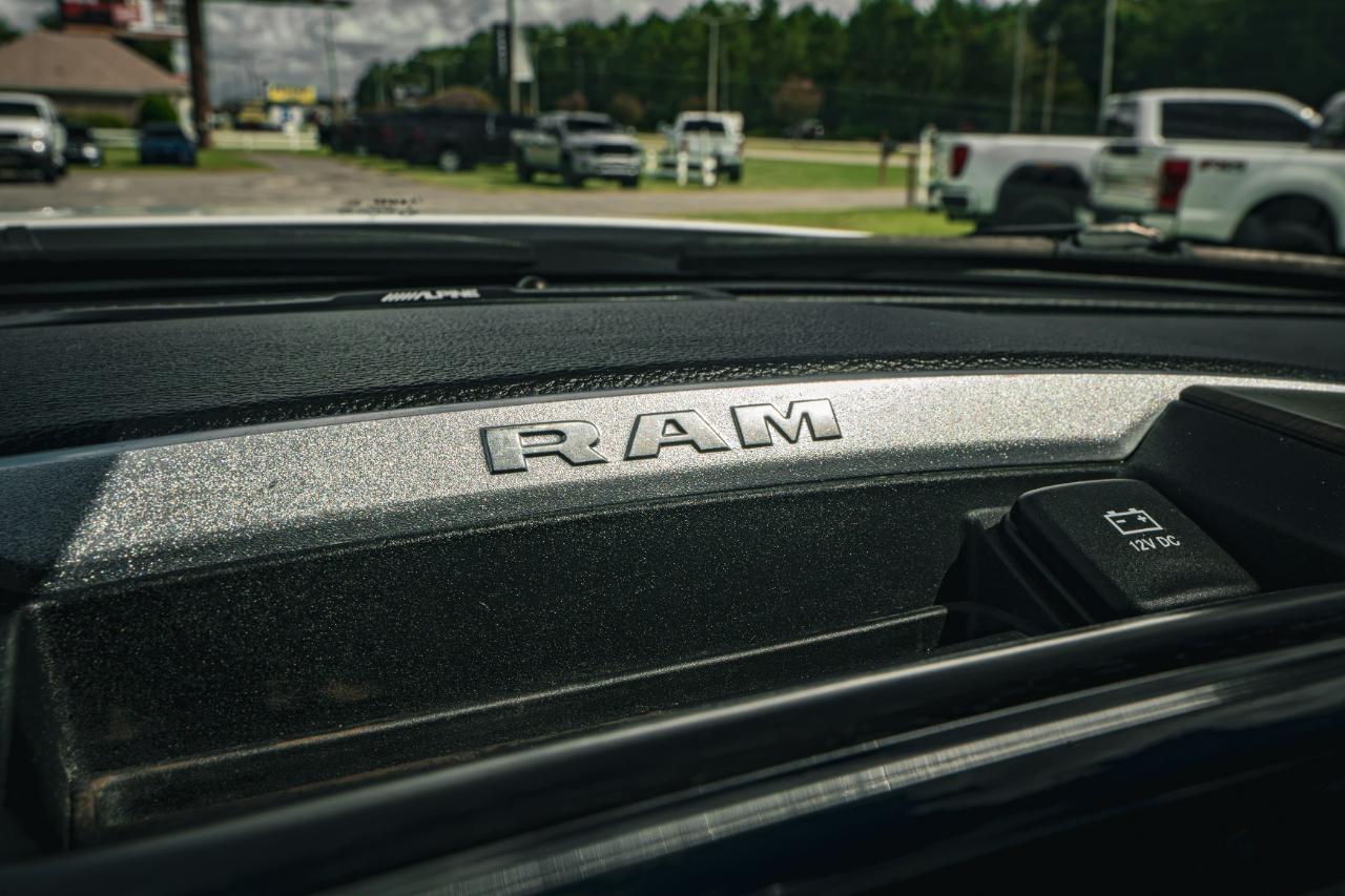 RAM 2500 Laramie 4x4 Crew Cab 6'4" Box 2023