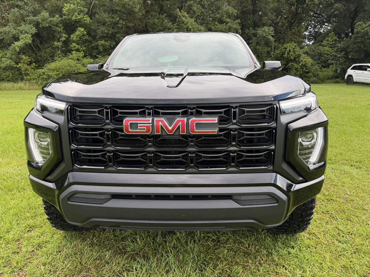 GMC Canyon 4WD Crew Cab Elevation 2025