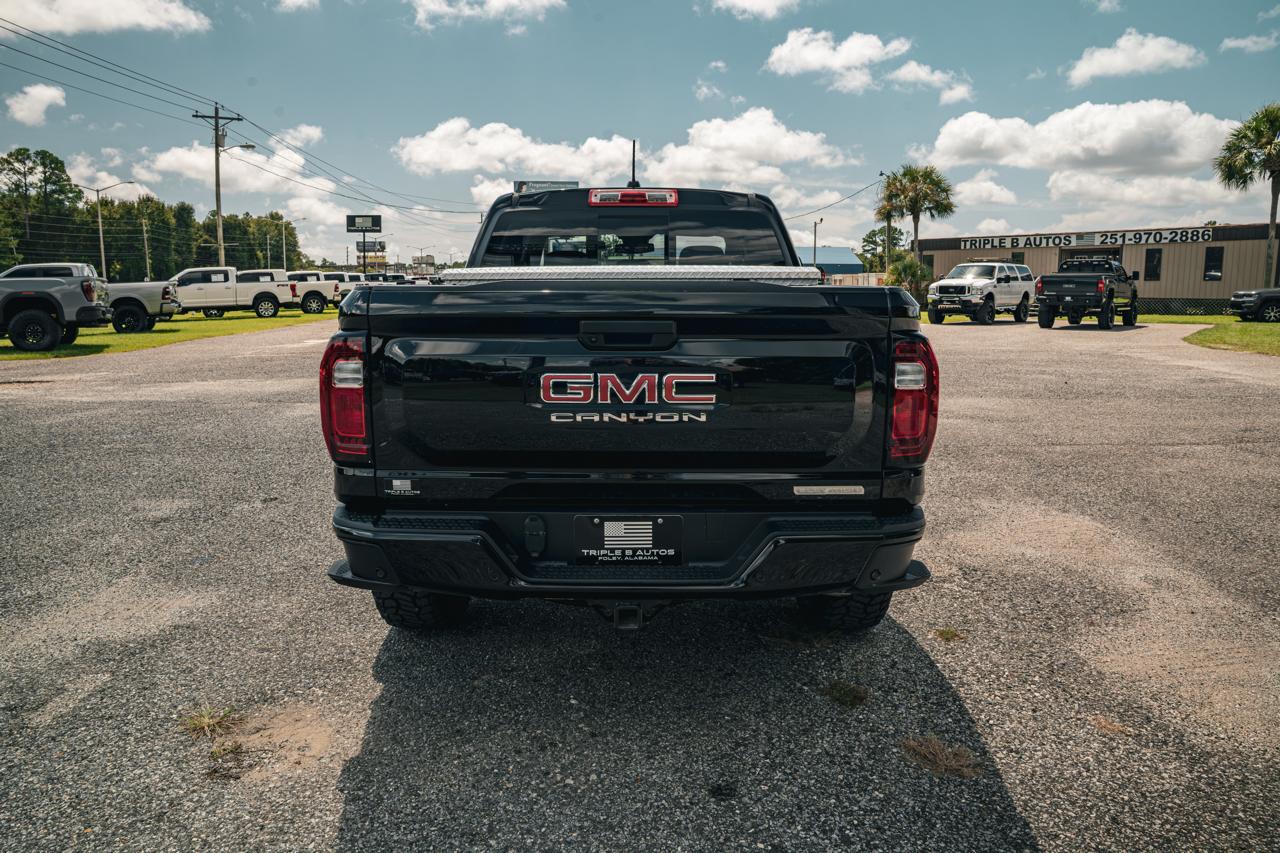 GMC Canyon 4WD Crew Cab Elevation 2025
