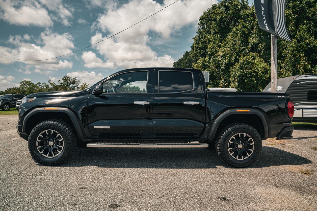 GMC Canyon 4WD Crew Cab Elevation 2025