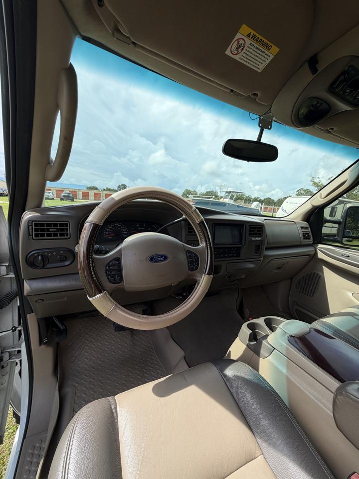 Ford Excursion Eddie Bauer 6.0L 4WD 2003