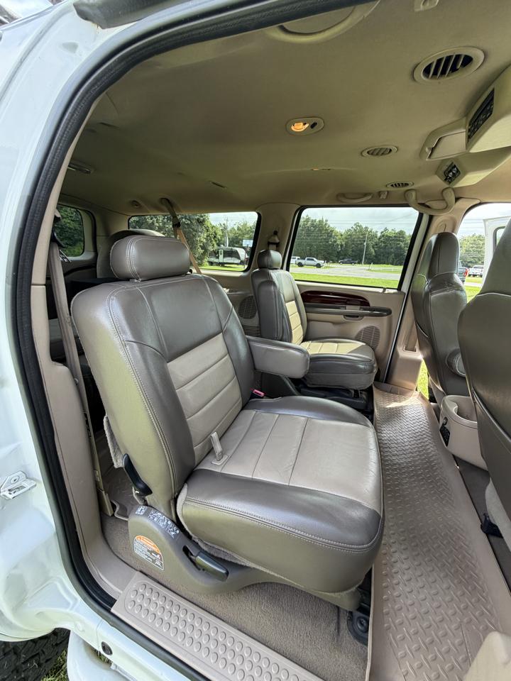 Ford Excursion Eddie Bauer 6.0L 4WD 2003