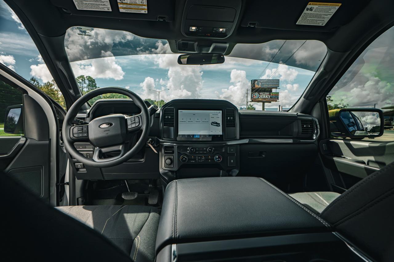 Ford F150 STX Supercab 4WD 2025