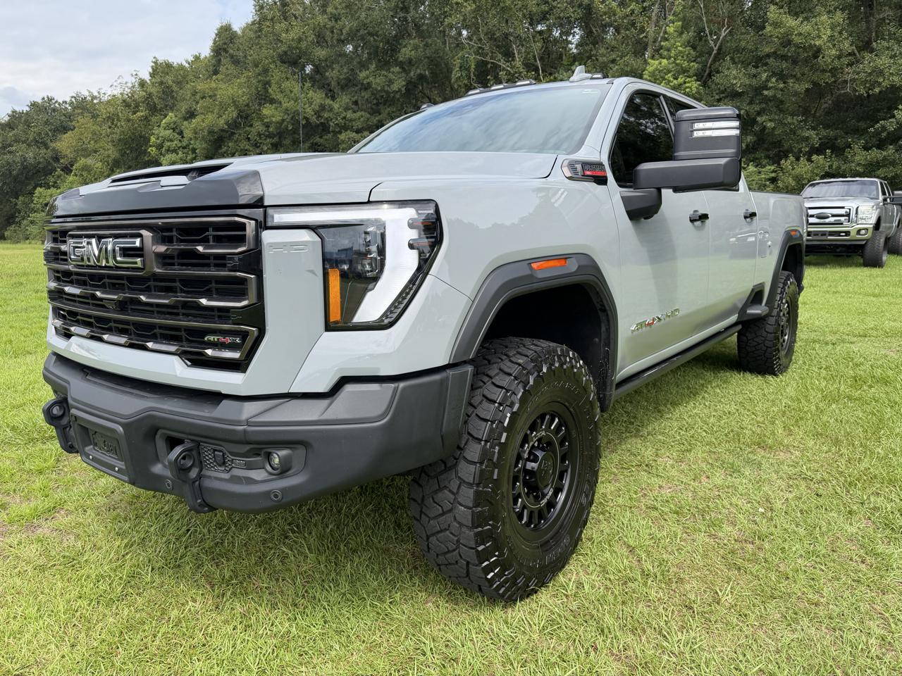 2025 GMC Sierra 2500HD 4WD Crew Cab 159" AT4X