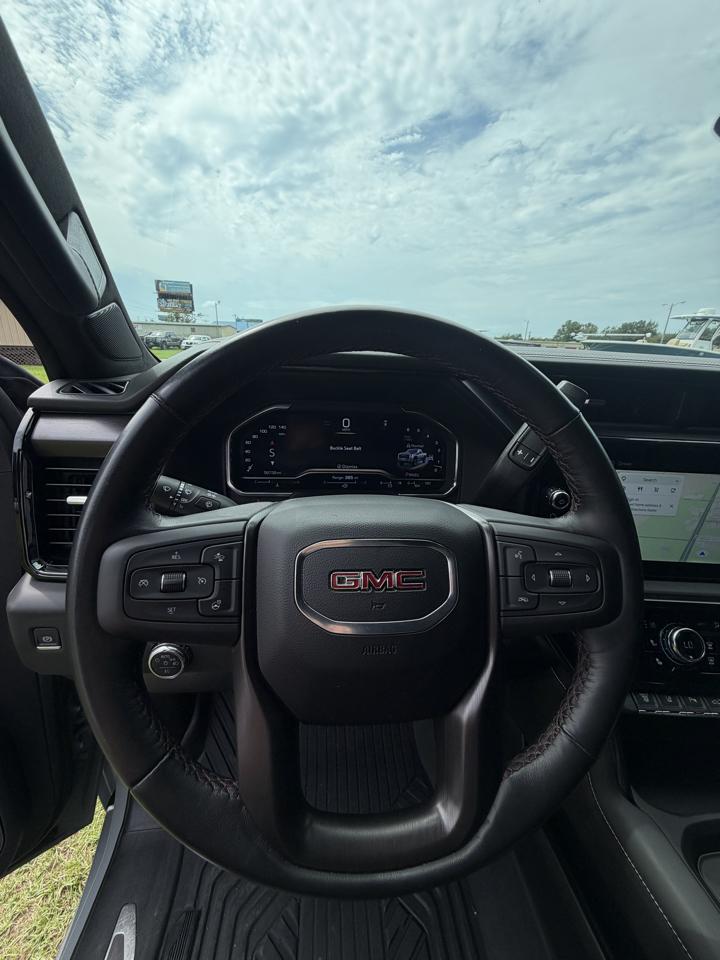 GMC Sierra 2500HD 4WD Crew Cab 159" AT4X 2025