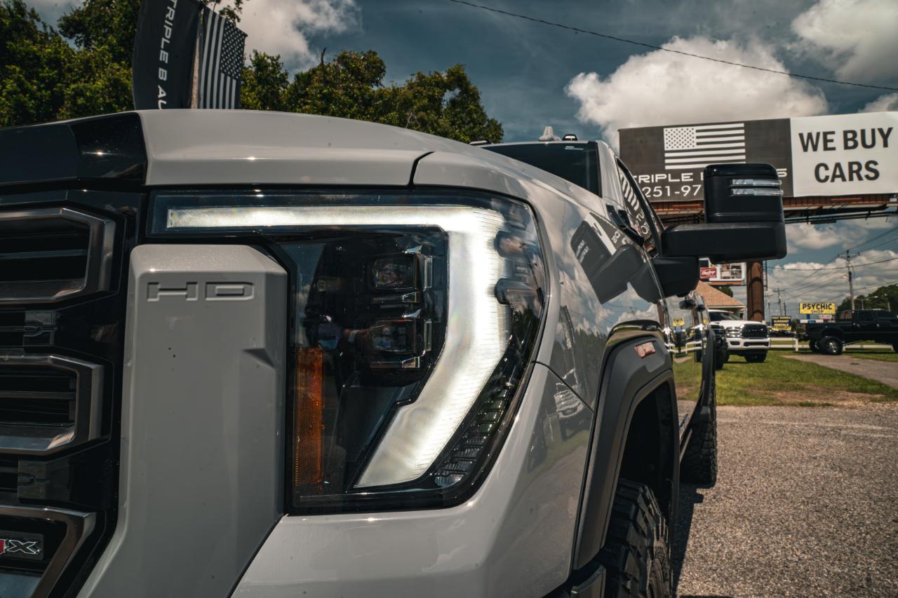 GMC Sierra 2500HD 4WD Crew Cab 159" AT4X 2025