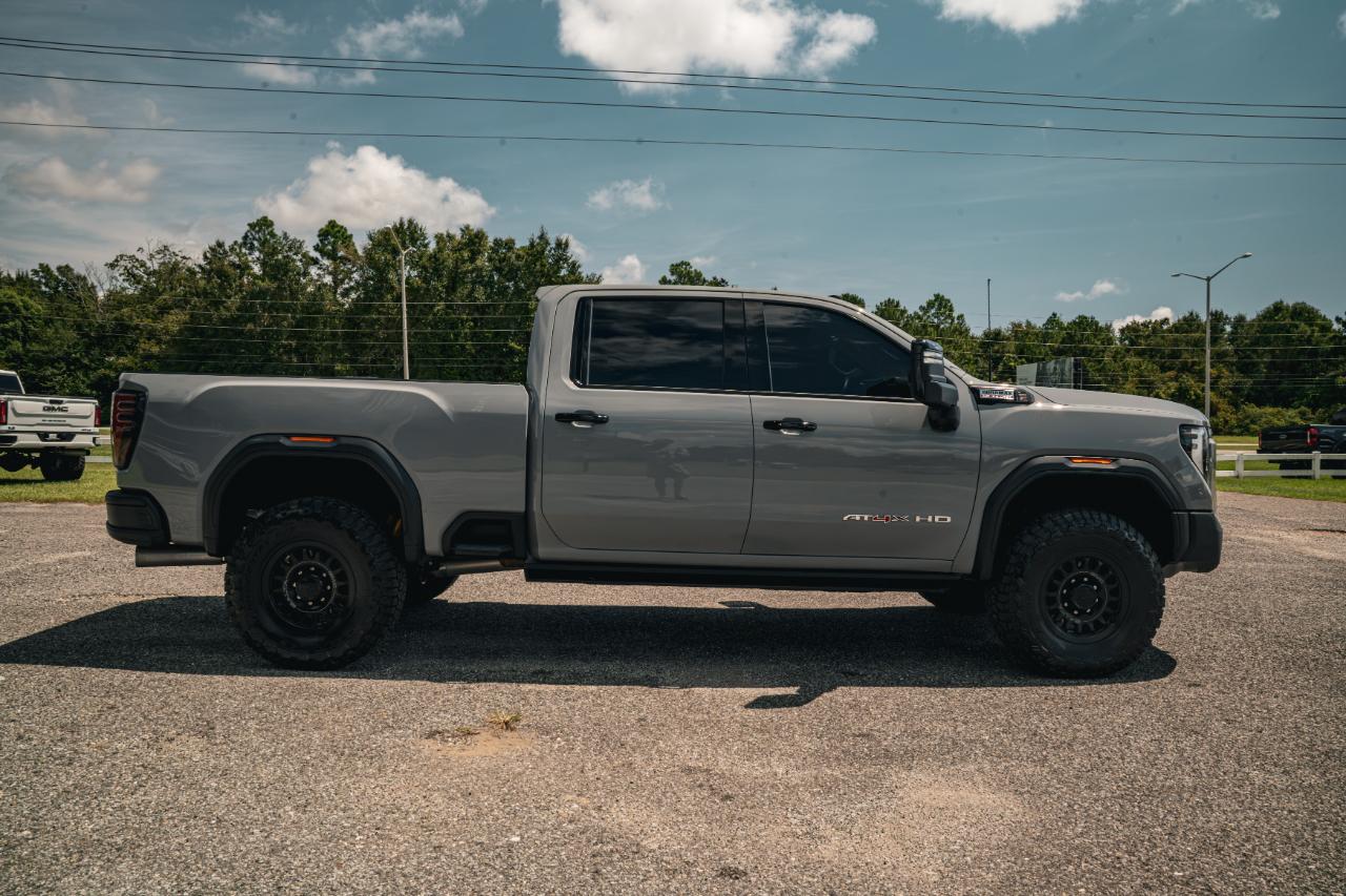 GMC Sierra 2500HD 4WD Crew Cab 159" AT4X 2025