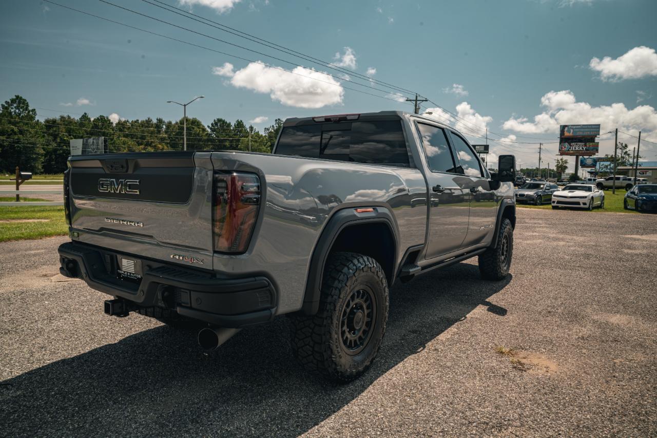 GMC Sierra 2500HD 4WD Crew Cab 159" AT4X 2025