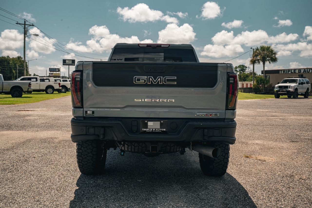 GMC Sierra 2500HD 4WD Crew Cab 159" AT4X 2025