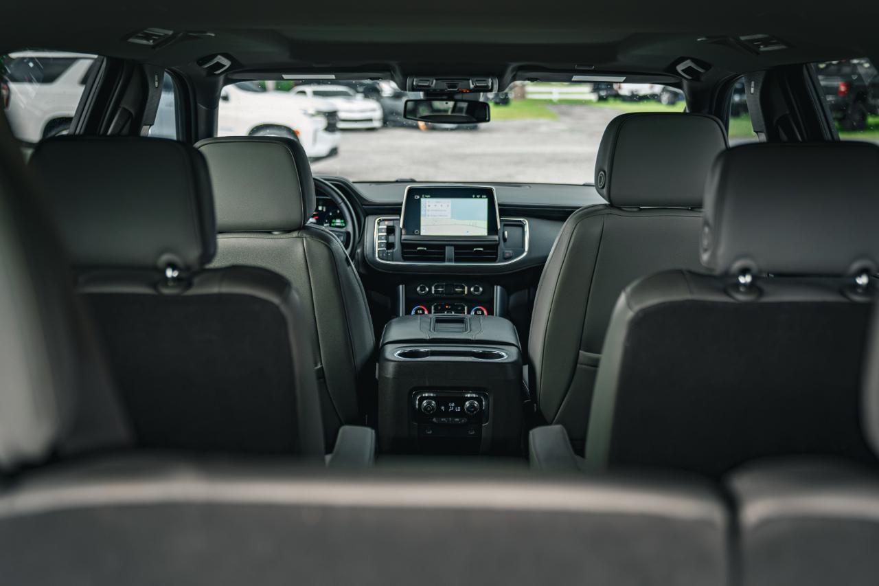 GMC Yukon XL 4WD 4dr SLT 2023