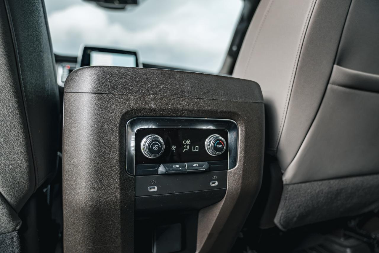 GMC Yukon XL 4WD 4dr SLT 2023