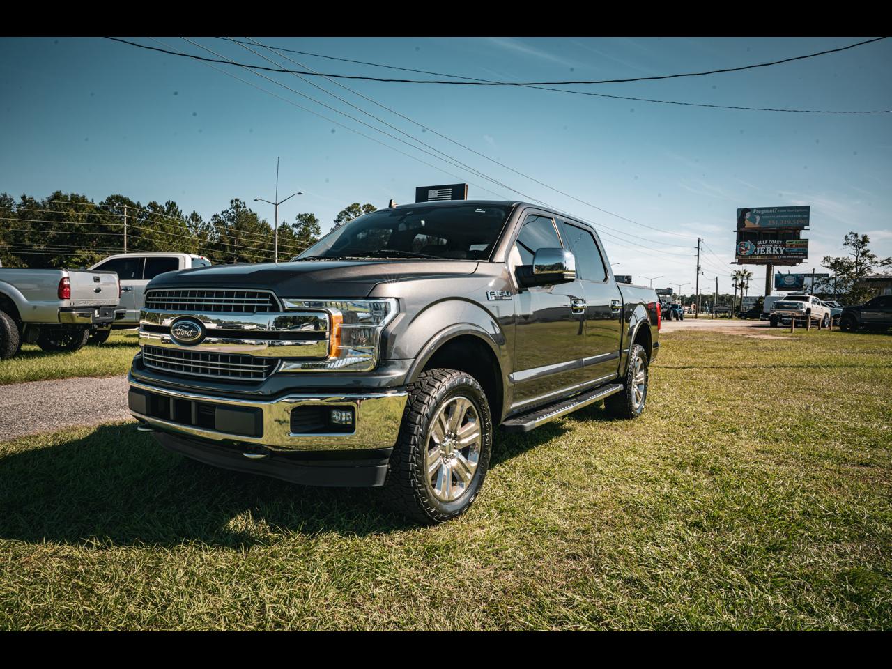 2019 Ford F-150 SuperCrew 139" Lariat 4WD