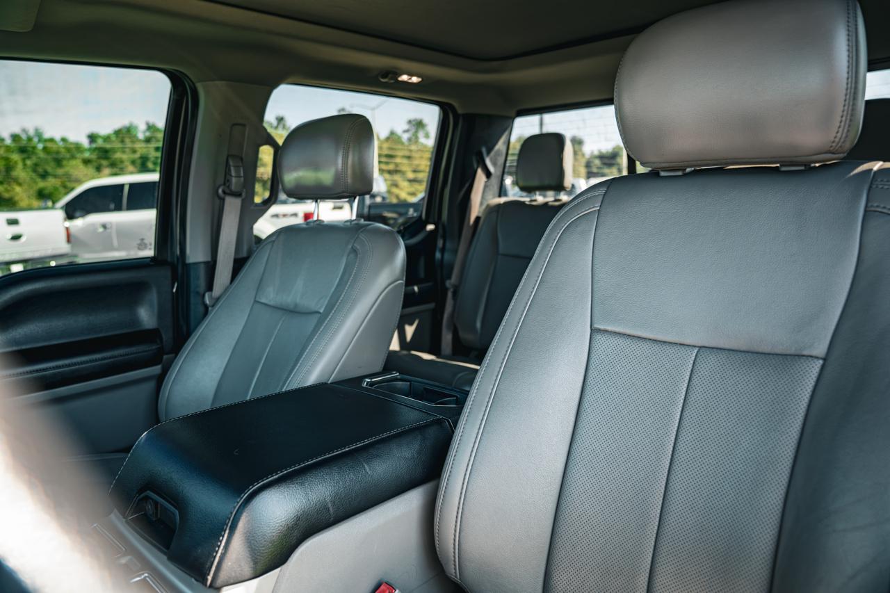 Ford F-150 SuperCrew 139" Lariat 4WD 2019