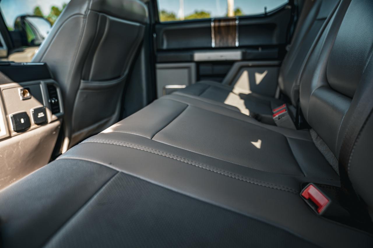 Ford F-150 SuperCrew 139" Lariat 4WD 2019