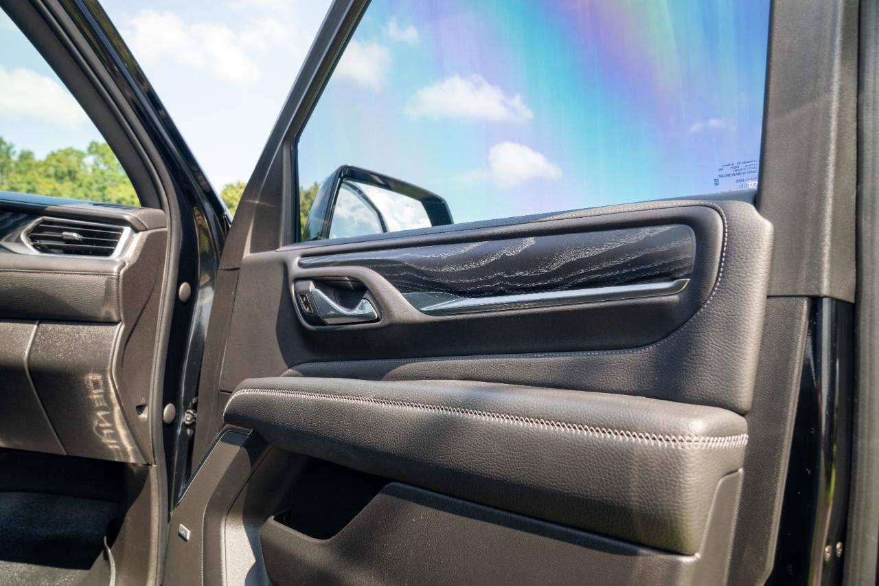GMC Yukon 4WD 4dr Denali 2021