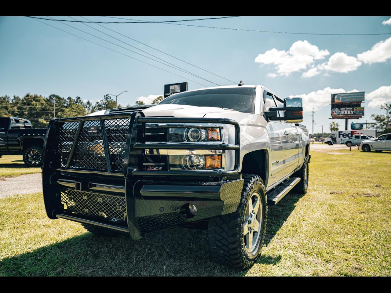 2019 Chevrolet Silverado 2500HD 4WD Crew Cab 153.7" LTZ