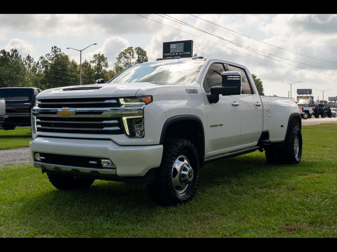 2022 Chevrolet Silverado 3500HD 4WD Crew Cab 172" High Country