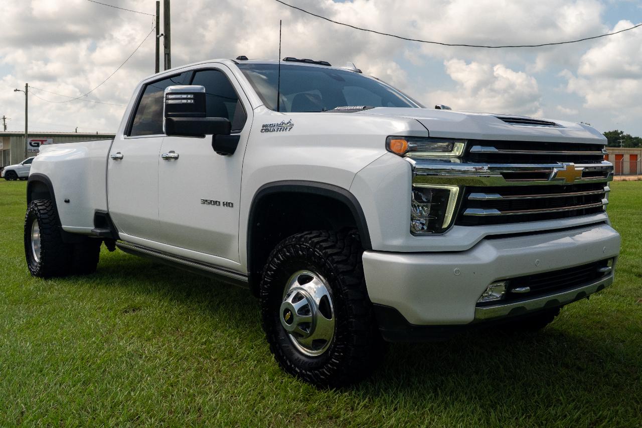 Chevrolet Silverado 3500HD 4WD Crew Cab 172" High Country 2022