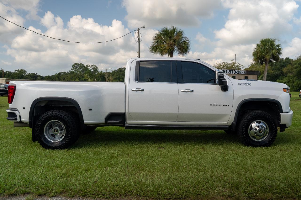 Chevrolet Silverado 3500HD 4WD Crew Cab 172" High Country 2022