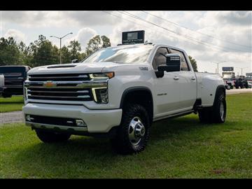 2022 Chevrolet Silverado 3500HD 4WD Crew Cab 172" High Country