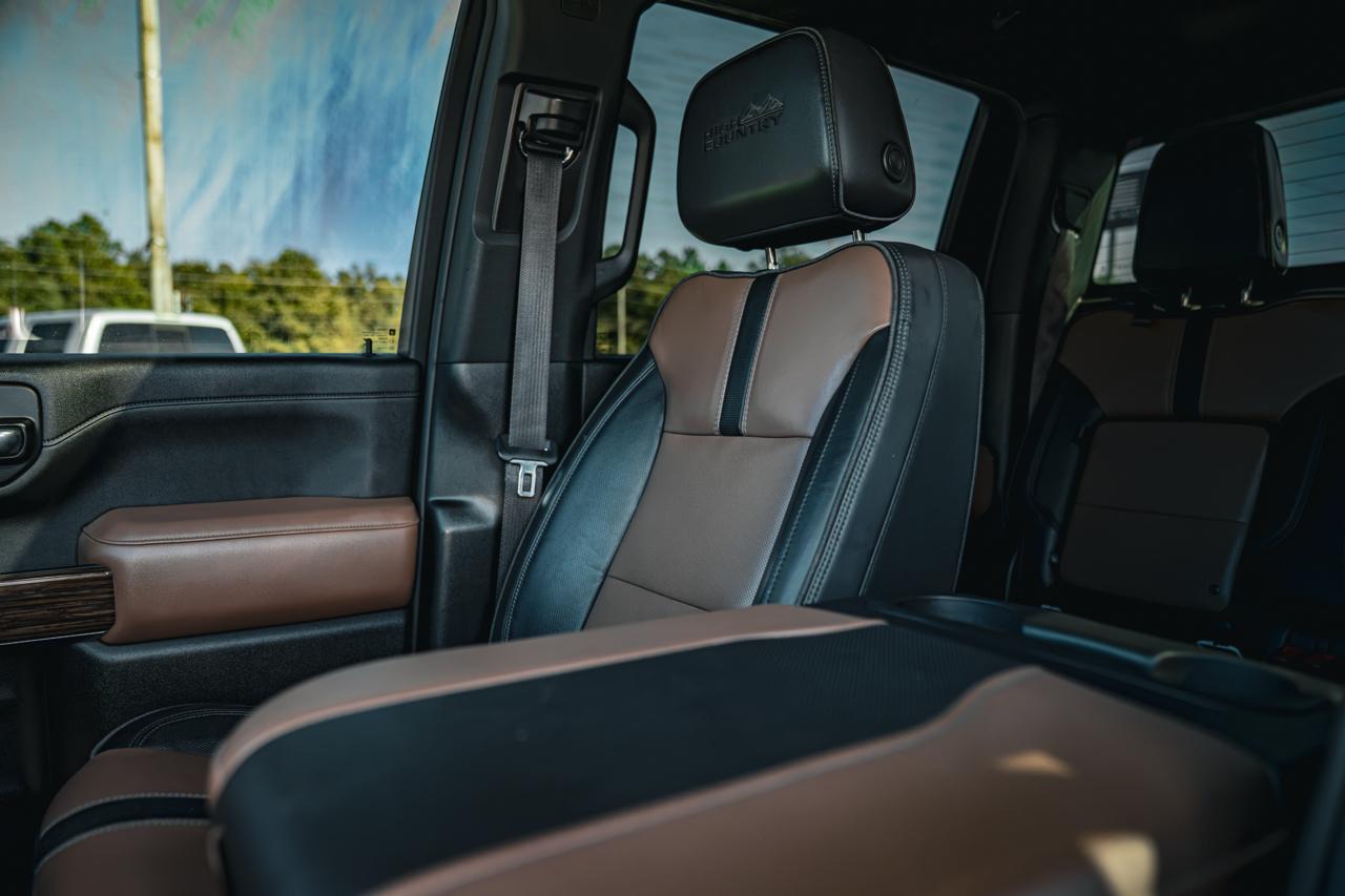 Chevrolet Silverado 2500HD 4WD Crew Cab 159" High Country 2023