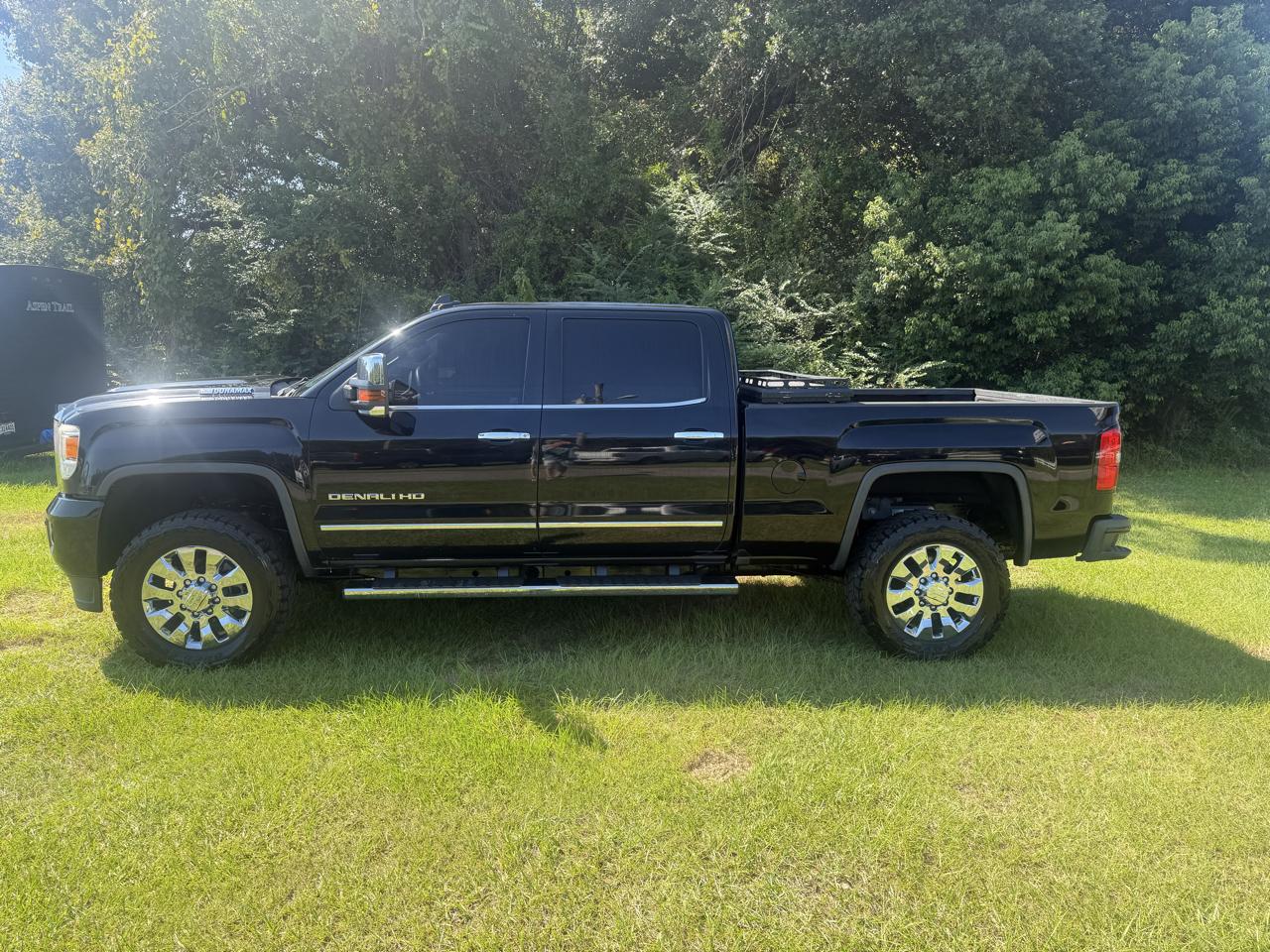 GMC Sierra 2500HD 4WD Crew Cab 153.7" Denali 2017