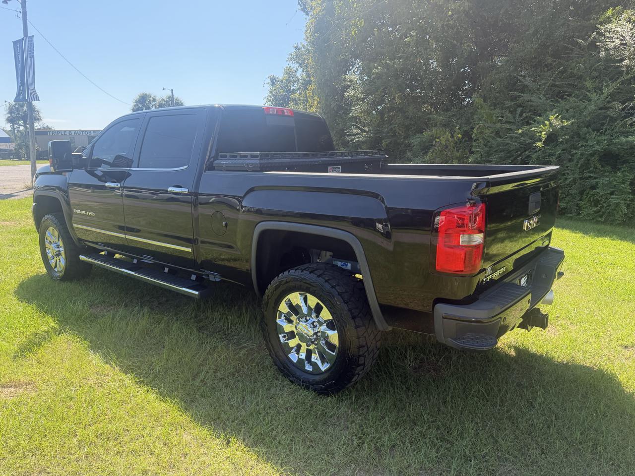 GMC Sierra 2500HD 4WD Crew Cab 153.7" Denali 2017