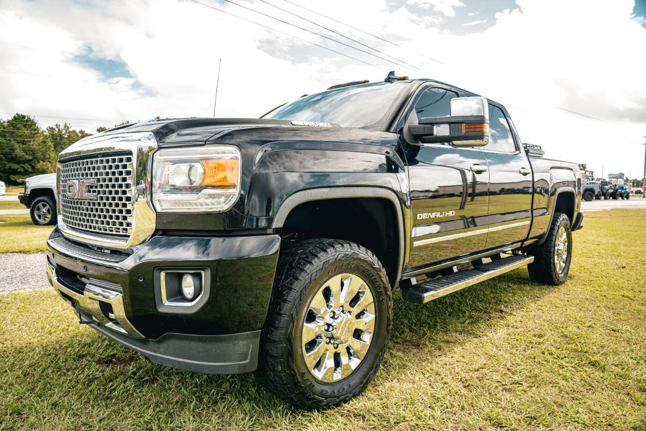 GMC Sierra 2500HD 4WD Crew Cab 153.7" Denali 2017