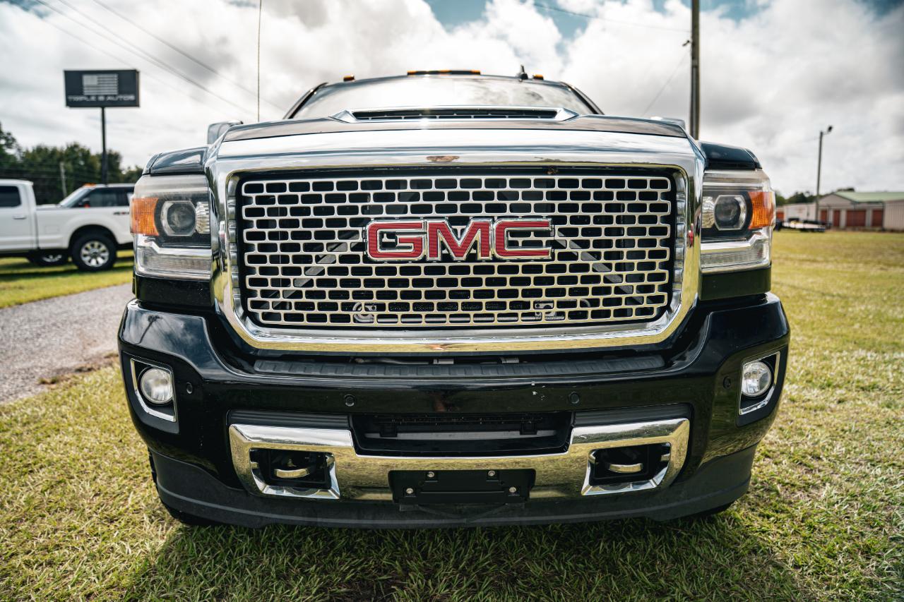 GMC Sierra 2500HD 4WD Crew Cab 153.7" Denali 2017