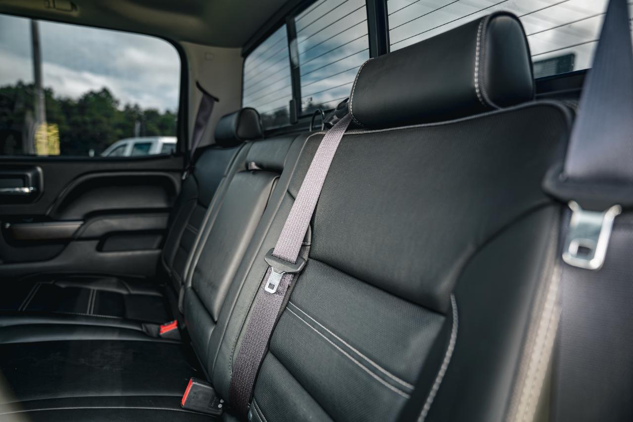 GMC Sierra 2500HD 4WD Crew Cab 153.7" Denali 2017