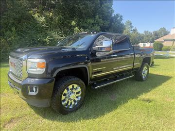 2017 GMC Sierra 2500HD 4WD Crew Cab 153.7" Denali