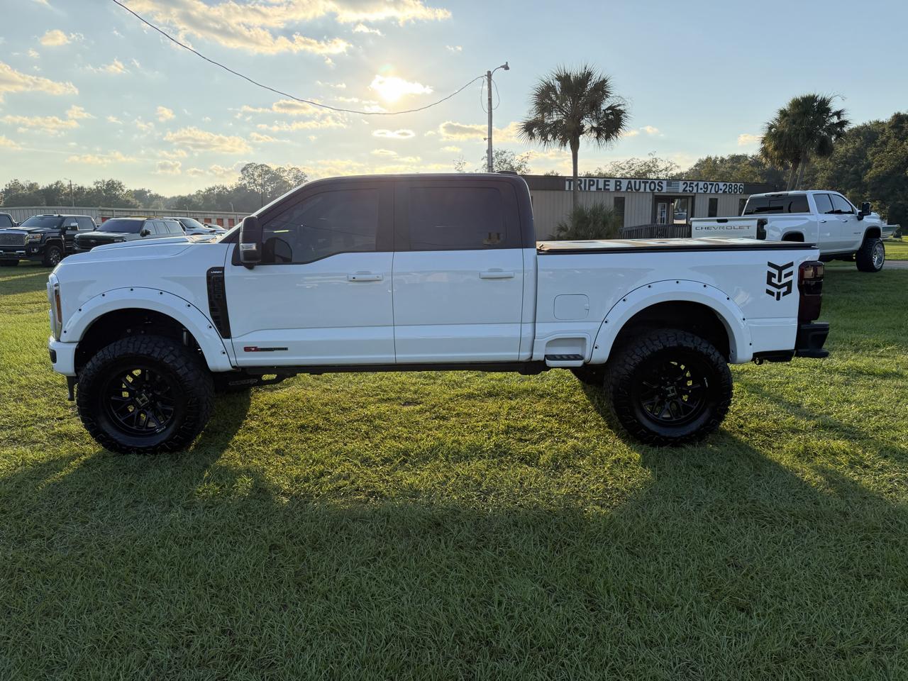 Ford Super Duty F-250 SRW Lariat 4WD Crew Cab 6.75' Box 2025
