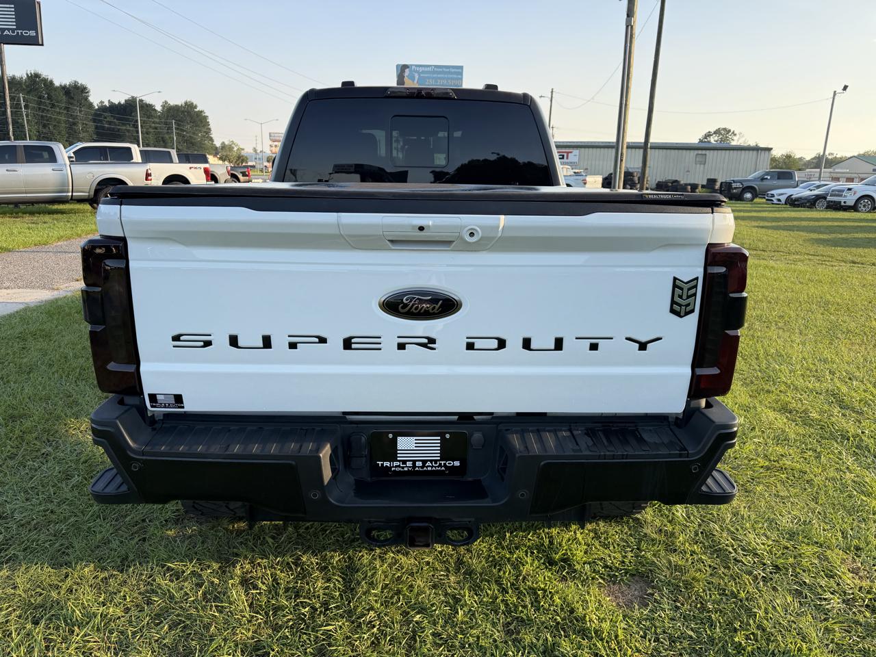 Ford Super Duty F-250 SRW Lariat 4WD Crew Cab 6.75' Box 2025